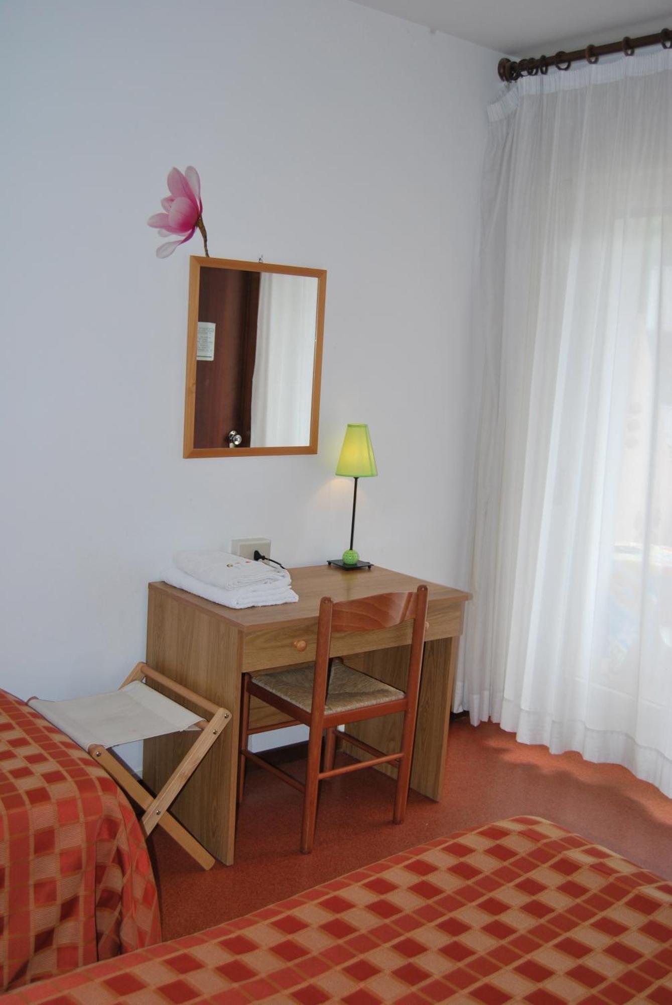 Hotel Rosapineta - Adults Only Lignano Sabbiadoro Eksteriør billede